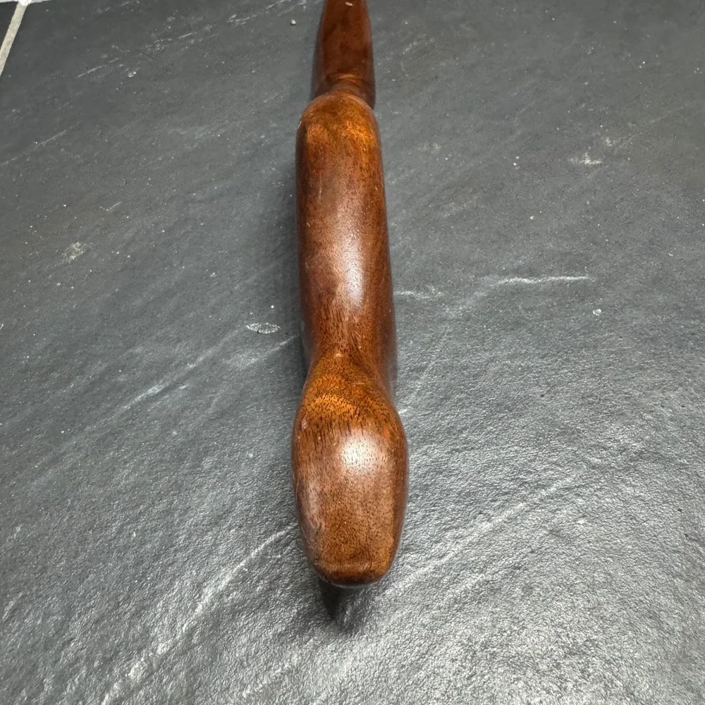 Hand Carved Artisan Olivewood Otter Letter Opener Ergonomic Otter Shape Hardwood - Picture 7 of 7